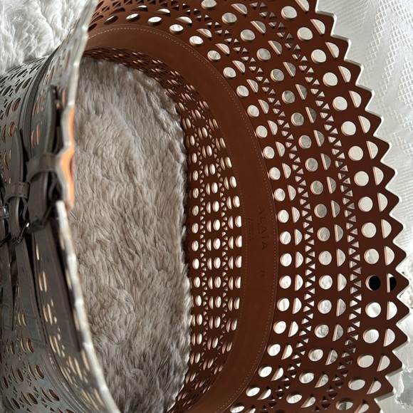 New!!!! Openwork Wide Triple-Buckle Leather Corset Belt Edition 1992 - Picture 7 of 9